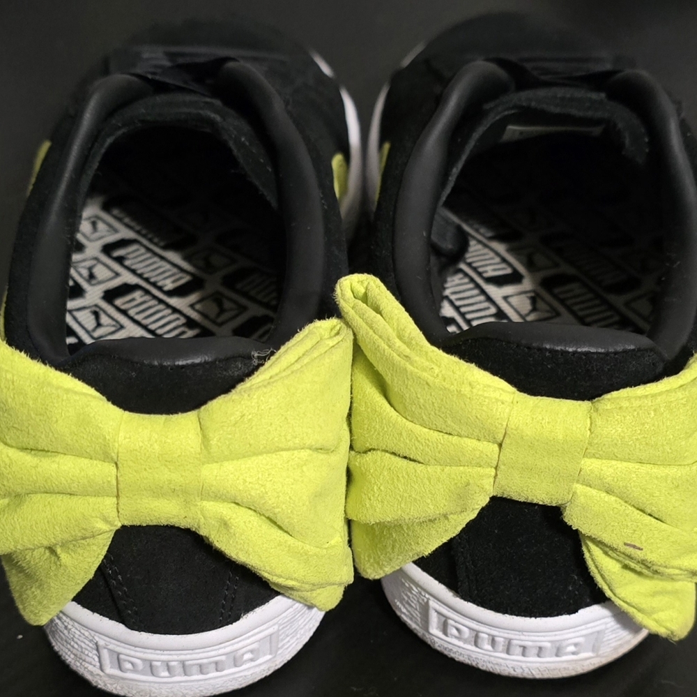 Black and green with bow womens puma shoes size 9.5 - Picture 3 of 7